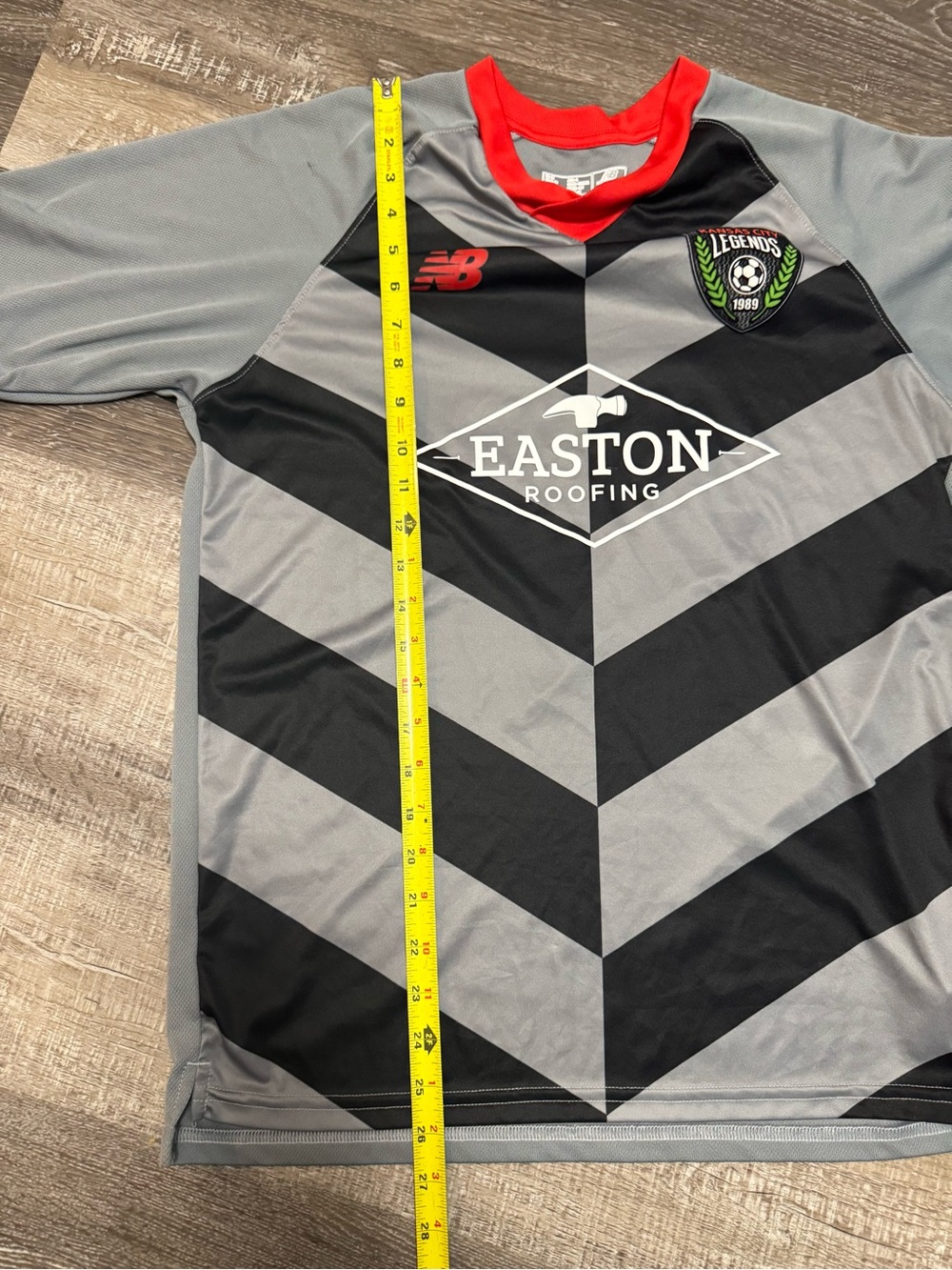 New Balance Gray and Black Jersey with Red Collar - Picture 4 of 7